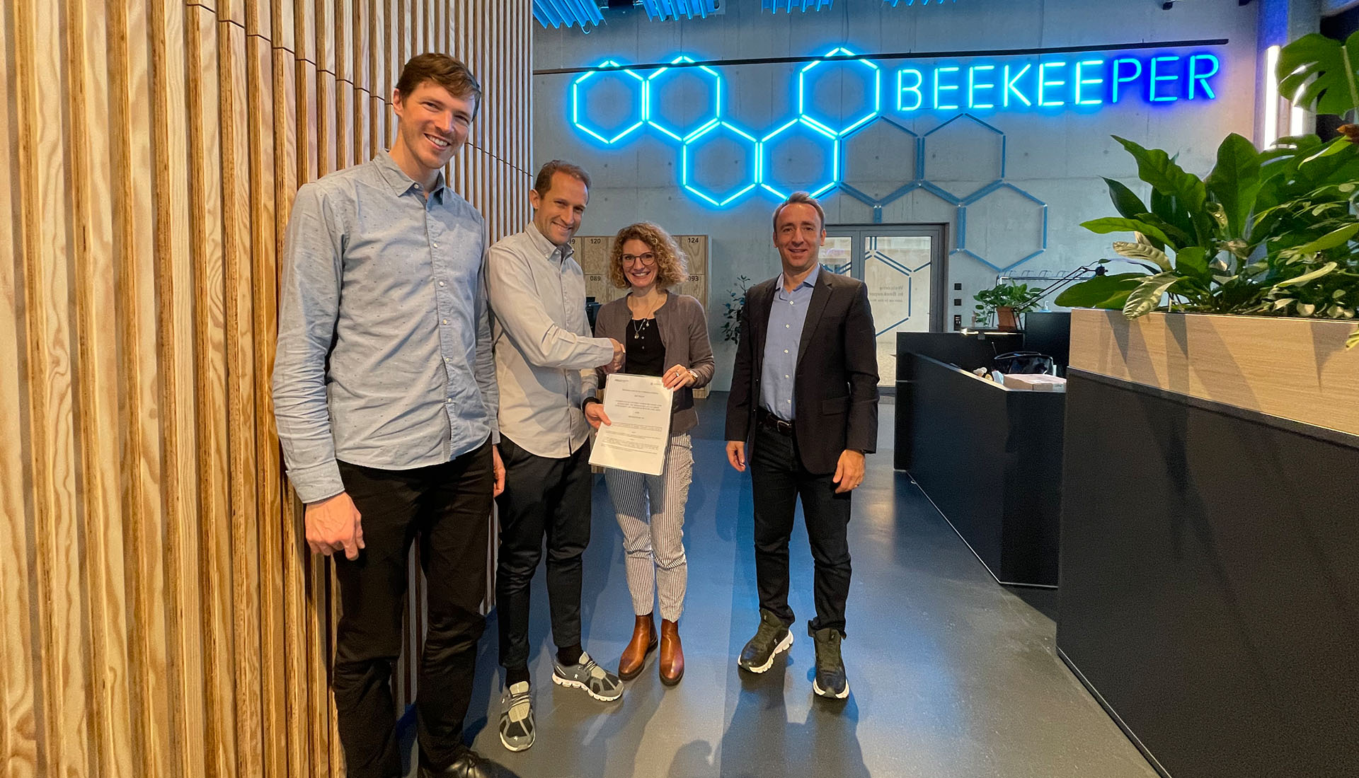HSLU and Beekeeper AG forge groundbreaking research agreement – Collaboration in Data Science and Machine Learning opens new horizons for innovation