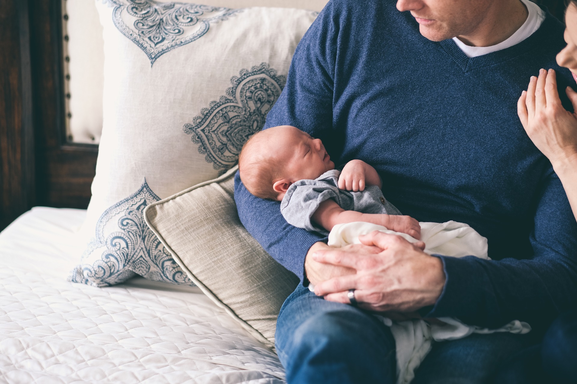 Vaterschaftsurlaub – Was gilt neu ganz genau?