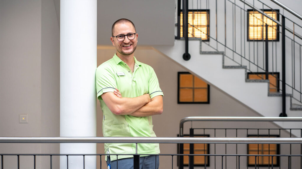 Sever Draganescu ist Studiengangleiter und Dozent im Bachelor in Pflege der Hochschule Luzern