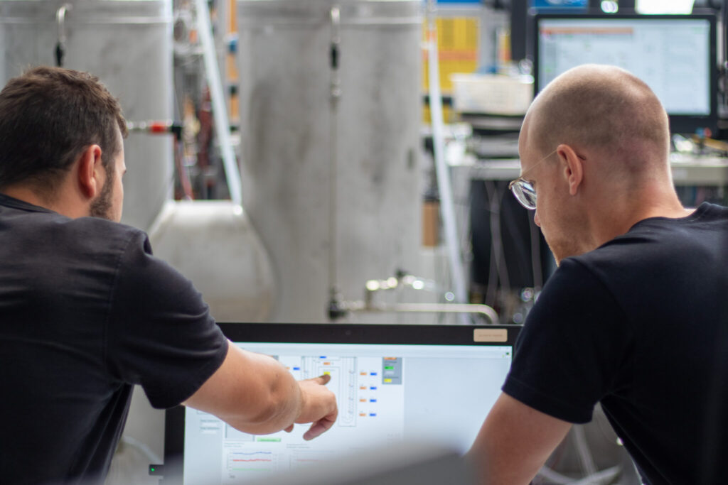 Die Sorptionsspeicher-Wärmepumpe SeasON wurde im Labor der HSLU – T&A entwickelt und getestet.